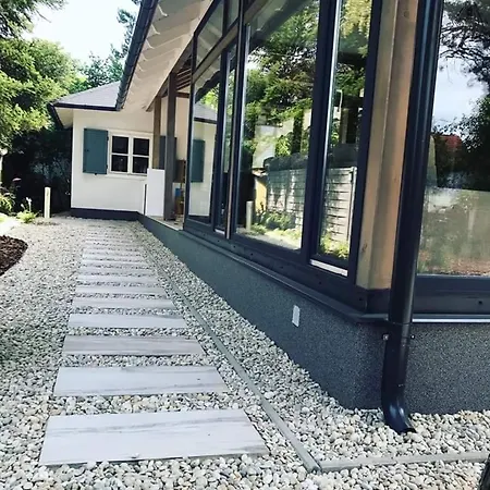 Mokus Apartmanhaz * Balatonszarszo