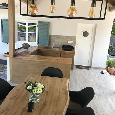 Vakantiehuis Mokus Apartmanhaz