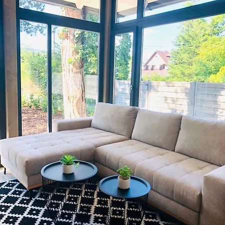 Mokus Apartmanhaz Vakantiehuis Balatonszarszo